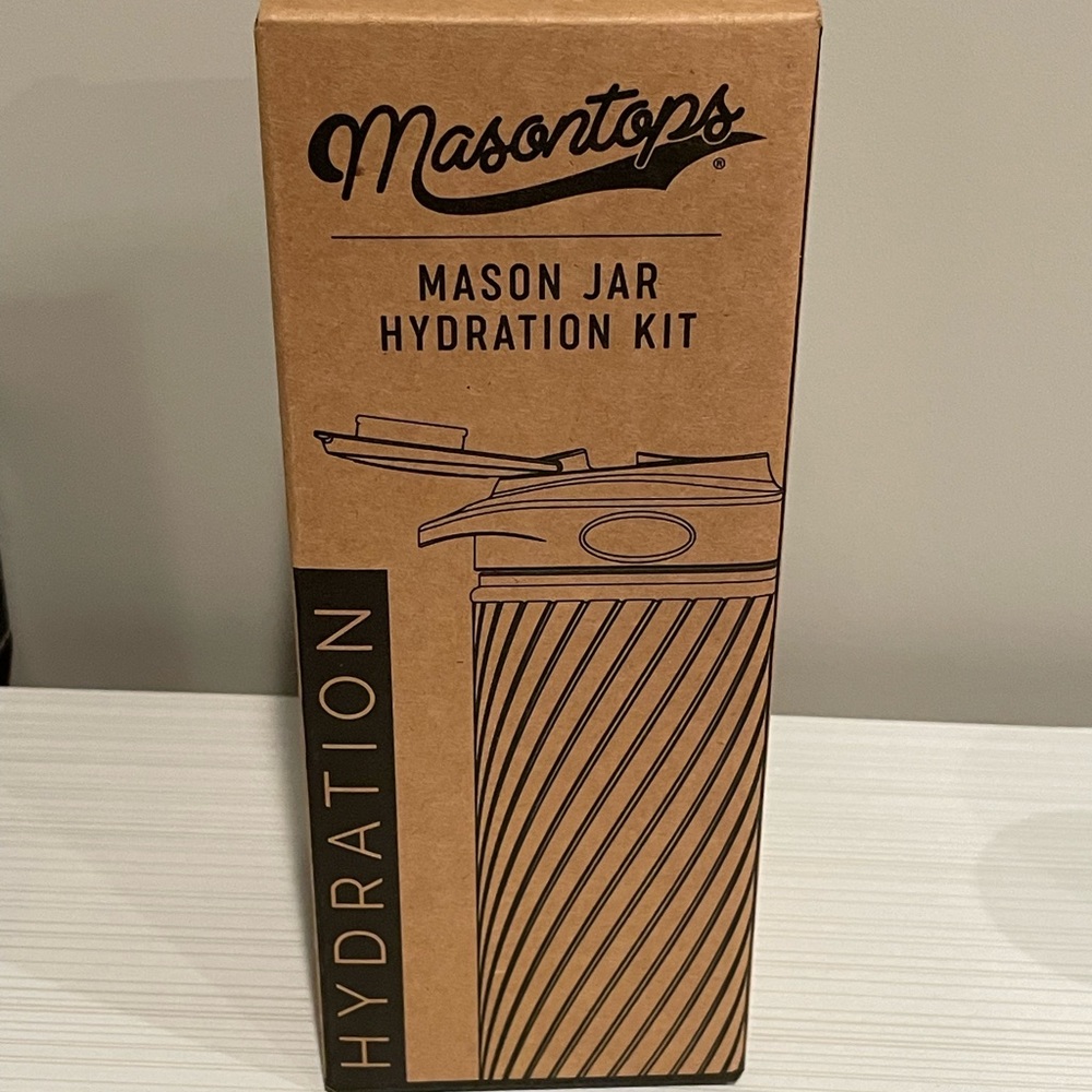 ❤️ Masontops Glass Water Bottle With Neoprene, brand new never used.